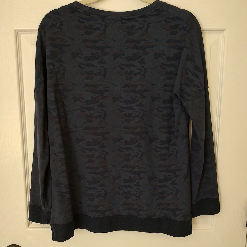 Tasc Performance Riverwalk French Terry Sweatshirt Navy Vamo Palmetto Bluff Logo - Picture 6 of 10